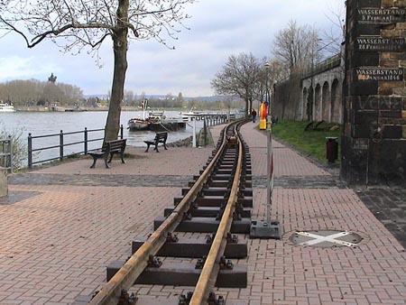 auf02001