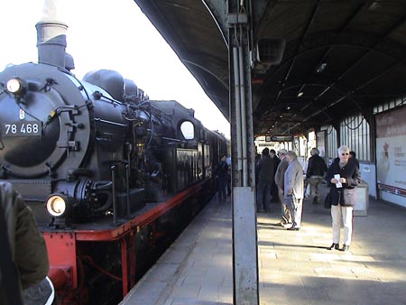 damovo38