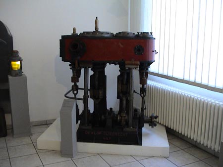 damovo49